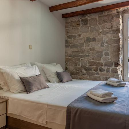 Camenno Apartments-The Heart Of Diocletian'S Palace-Open All Winter! Split Kültér fotó