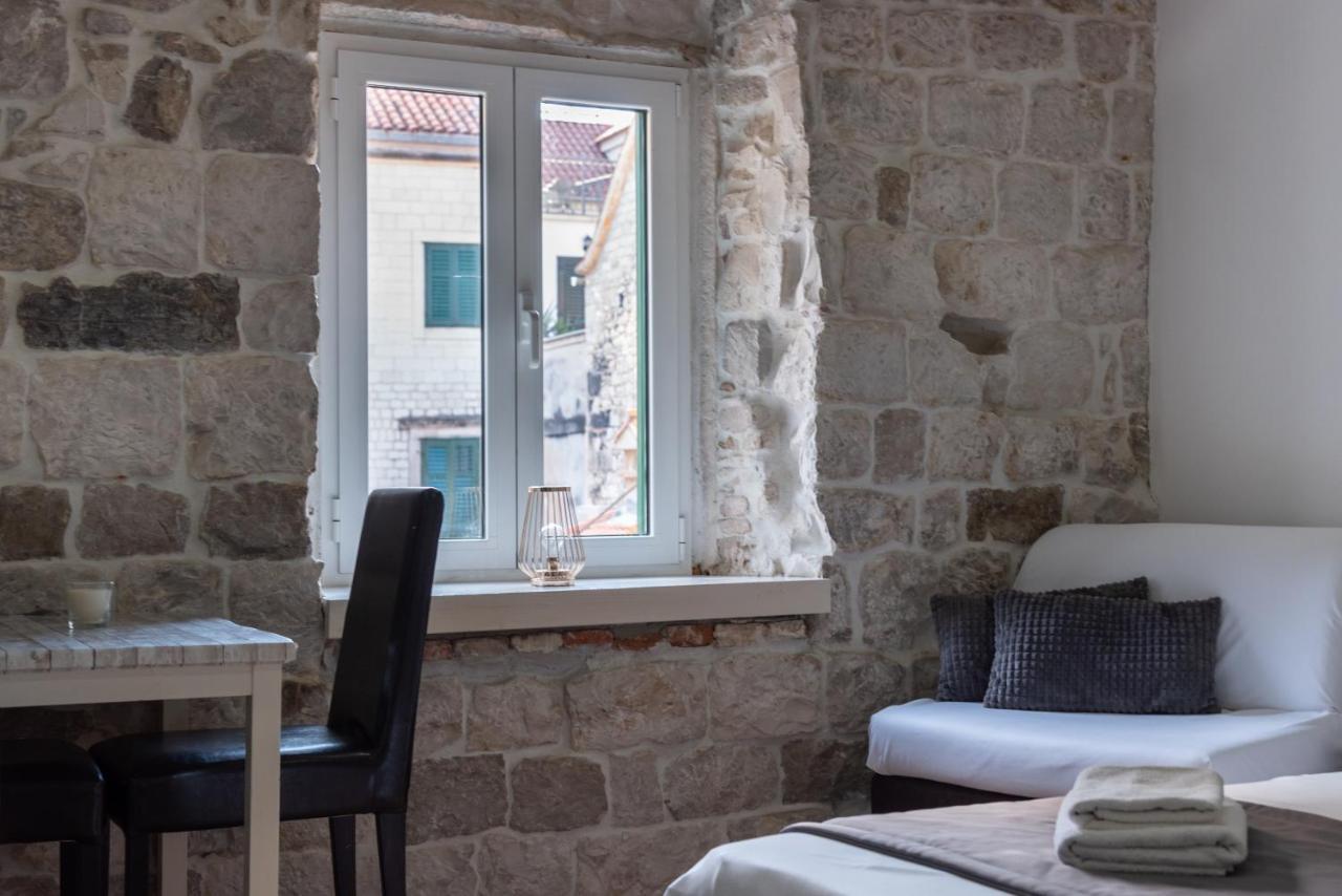 Camenno Apartments-The Heart Of Diocletian'S Palace-Open All Winter! Split Kültér fotó