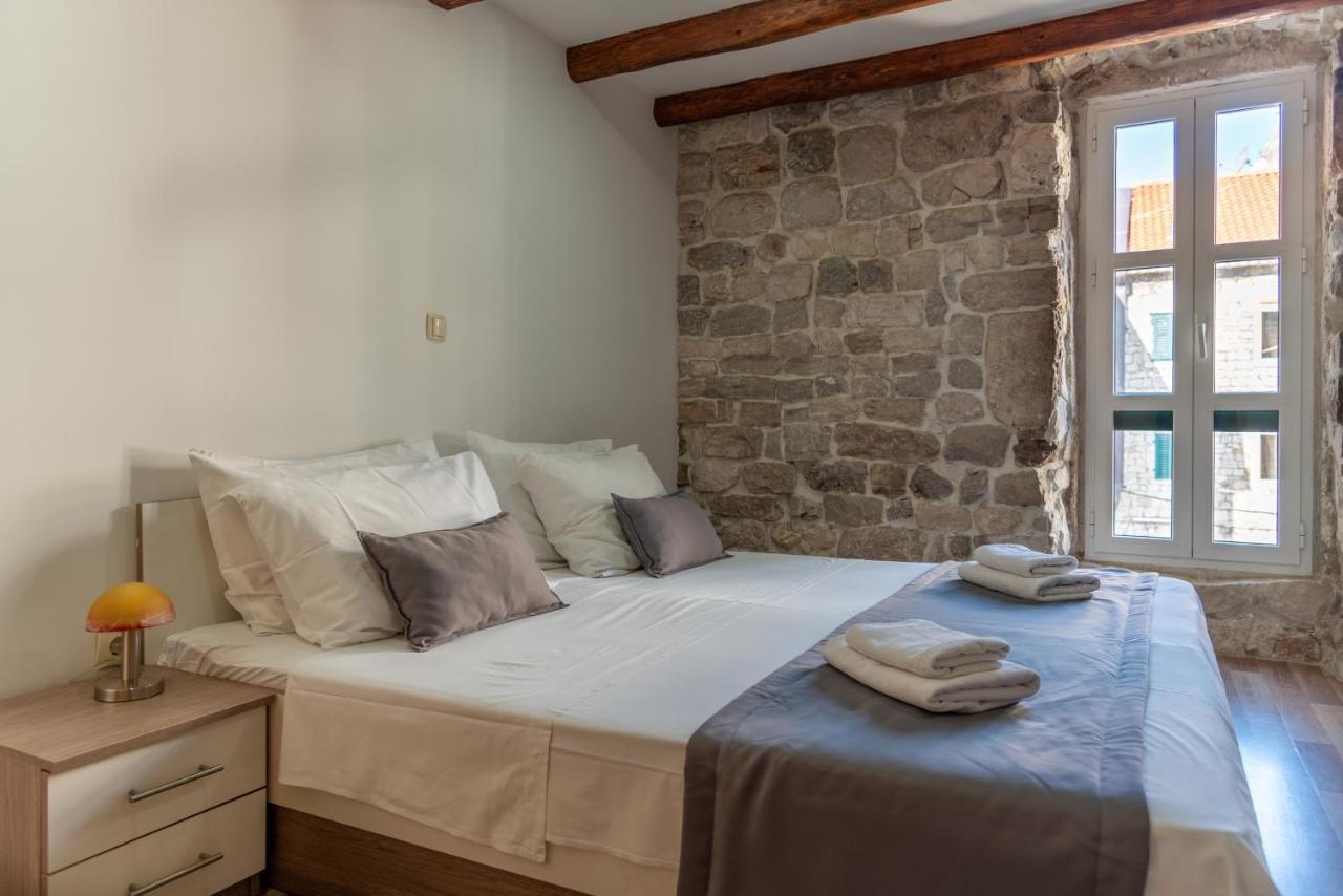 Camenno Apartments-The Heart Of Diocletian'S Palace-Open All Winter! Split Kültér fotó