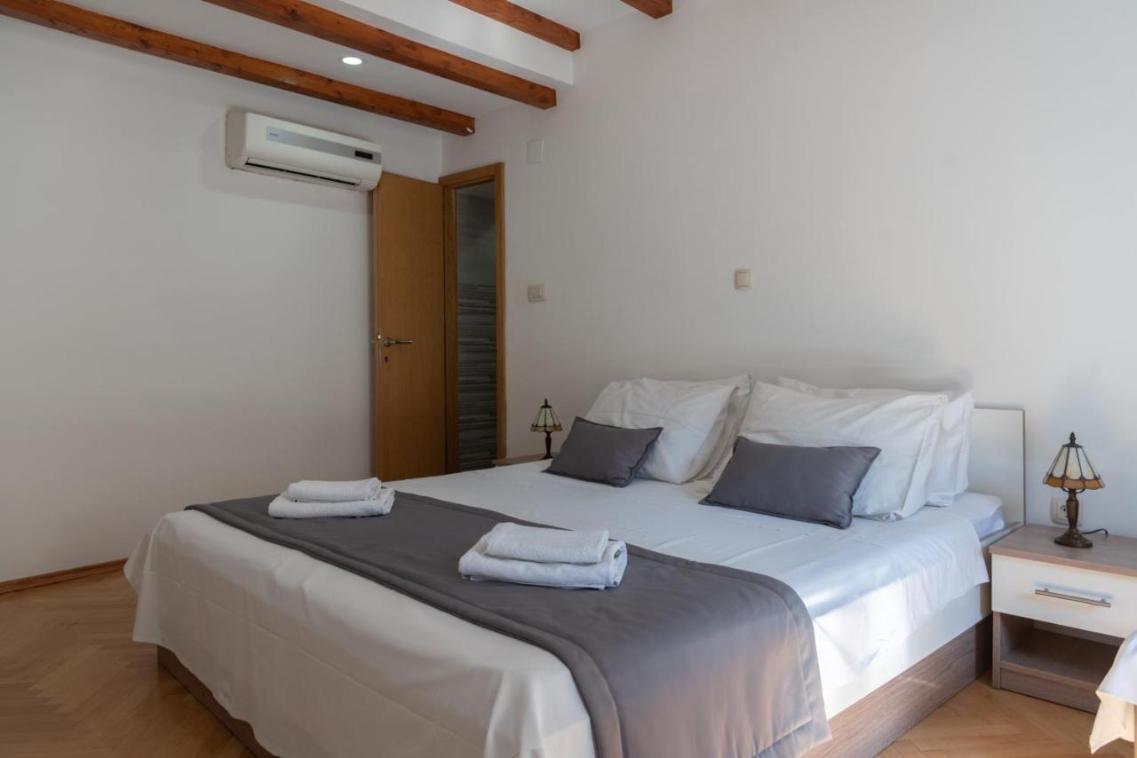 Camenno Apartments-The Heart Of Diocletian'S Palace-Open All Winter! Split Kültér fotó