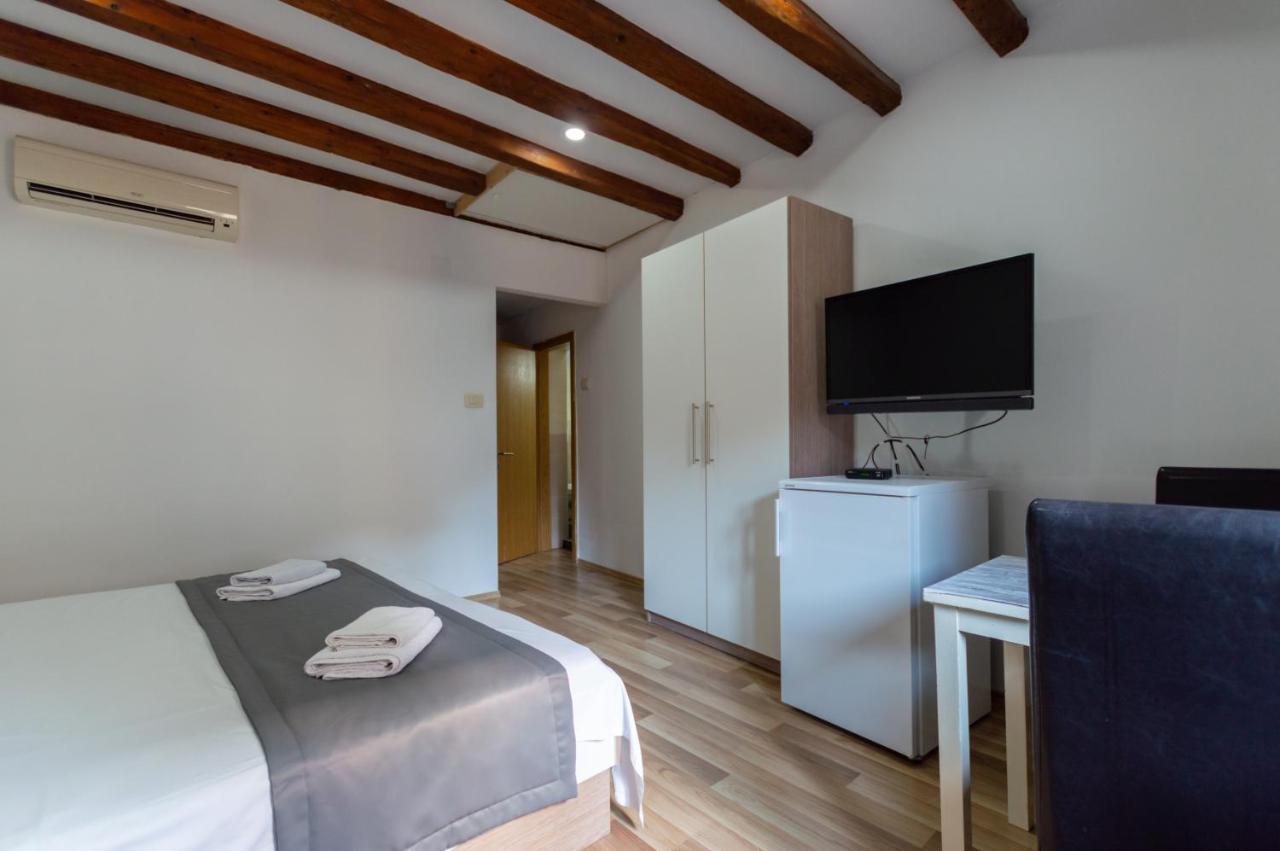 Camenno Apartments-The Heart Of Diocletian'S Palace-Open All Winter! Split Kültér fotó