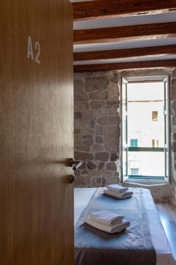 Camenno Apartments-The Heart Of Diocletian'S Palace-Open All Winter! Split Kültér fotó