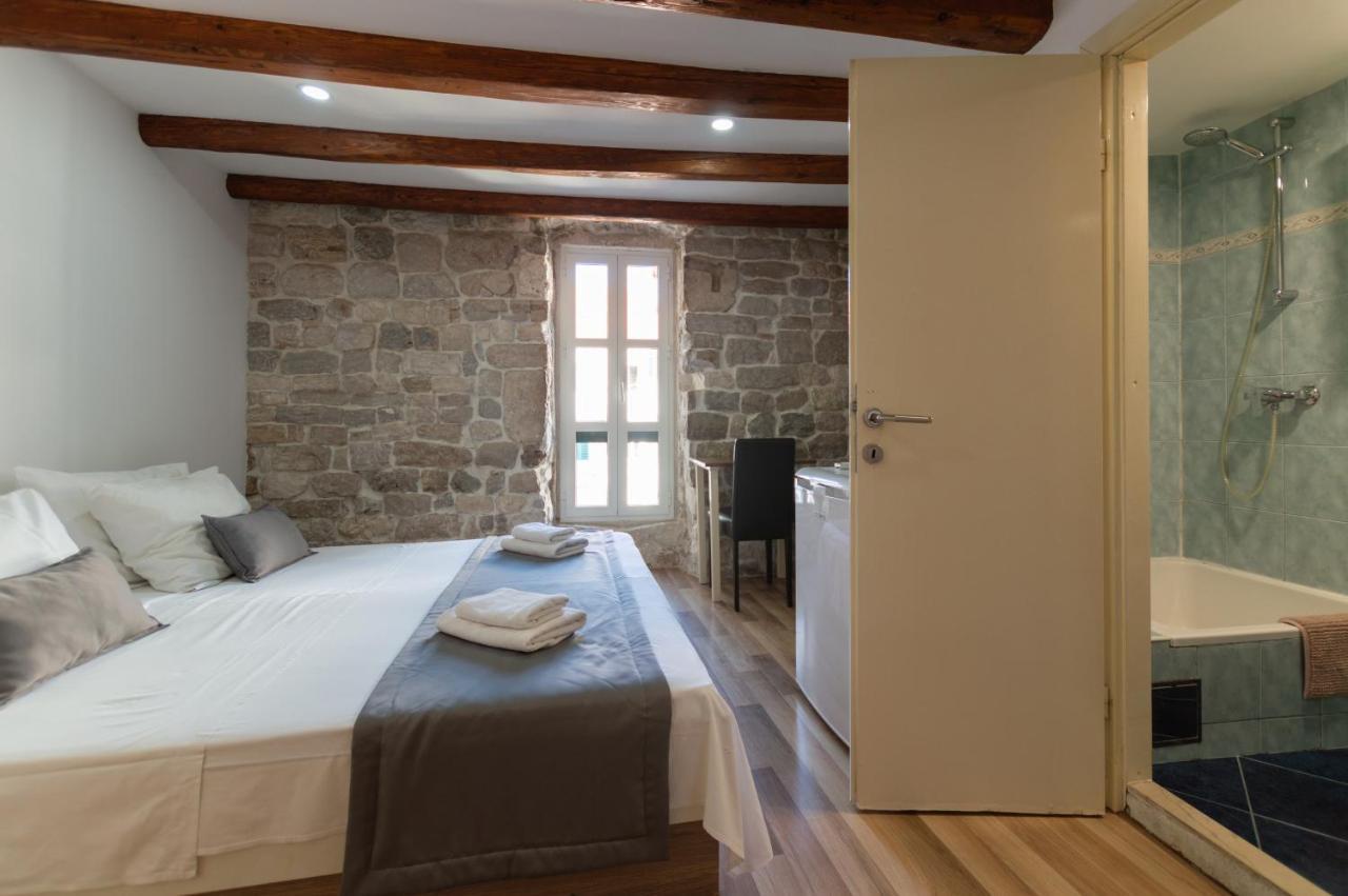 Camenno Apartments-The Heart Of Diocletian'S Palace-Open All Winter! Split Kültér fotó