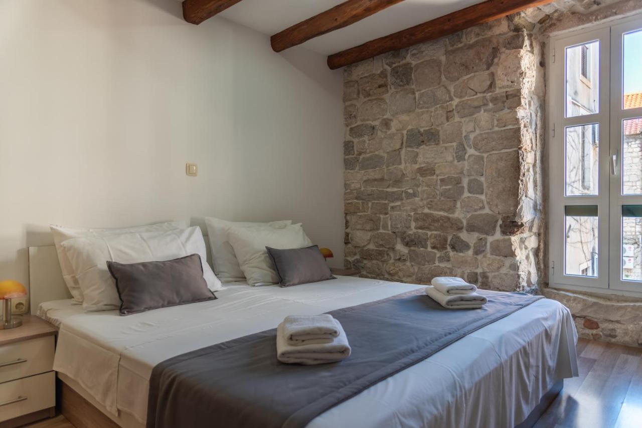 Camenno Apartments-The Heart Of Diocletian'S Palace-Open All Winter! Split Kültér fotó