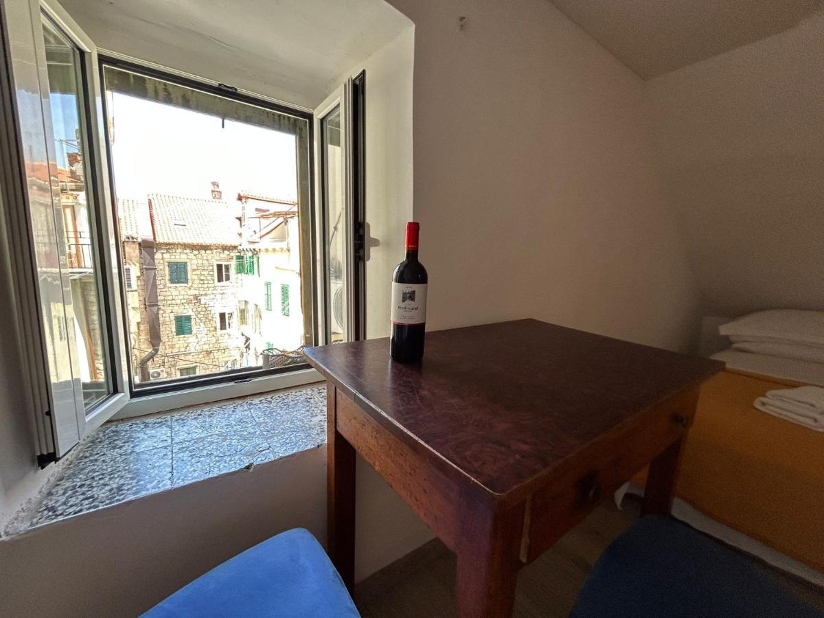 Camenno Apartments-The Heart Of Diocletian'S Palace-Open All Winter! Split Kültér fotó